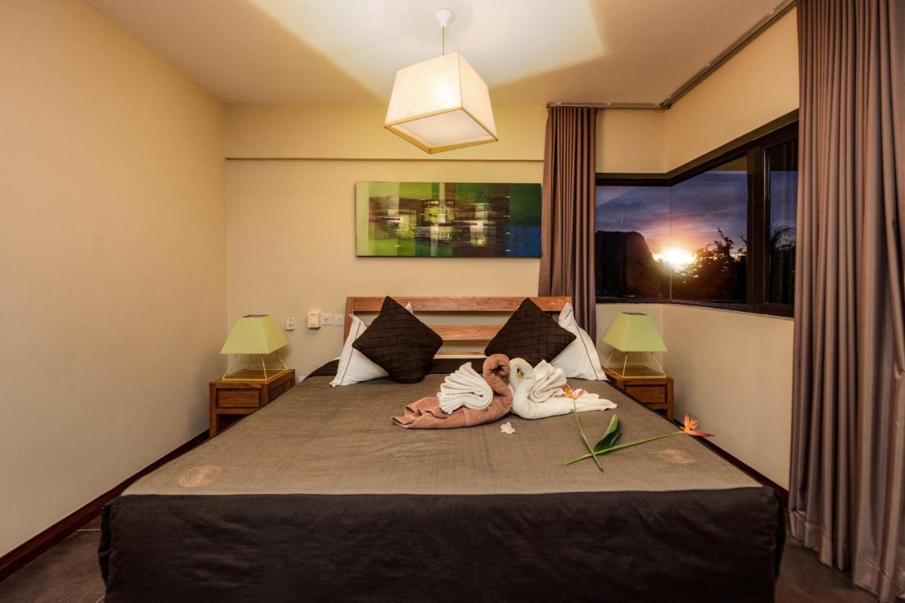 Happy Days Guest House Le Morne Bagian luar foto