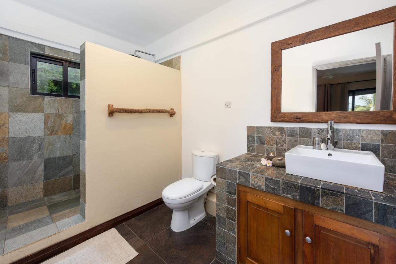 Happy Days Guest House Le Morne Bagian luar foto